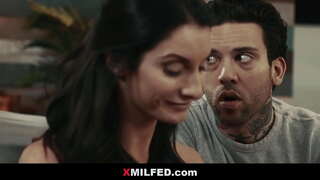 الزوجة المنحرف المحقق - XMILFED.com