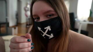 ���ీర్య ధ్రవమ్ చ ల్ల డమ్ లో ఒక పెద్ద మరియు ధాహంగా ముడ్డి